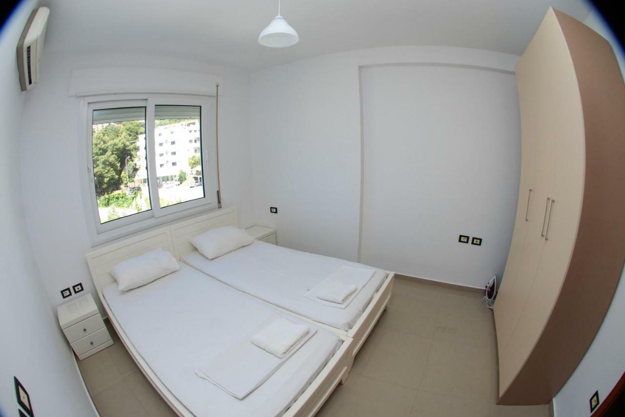 Appartement Azzura Flats à Saranda Extérieur photo