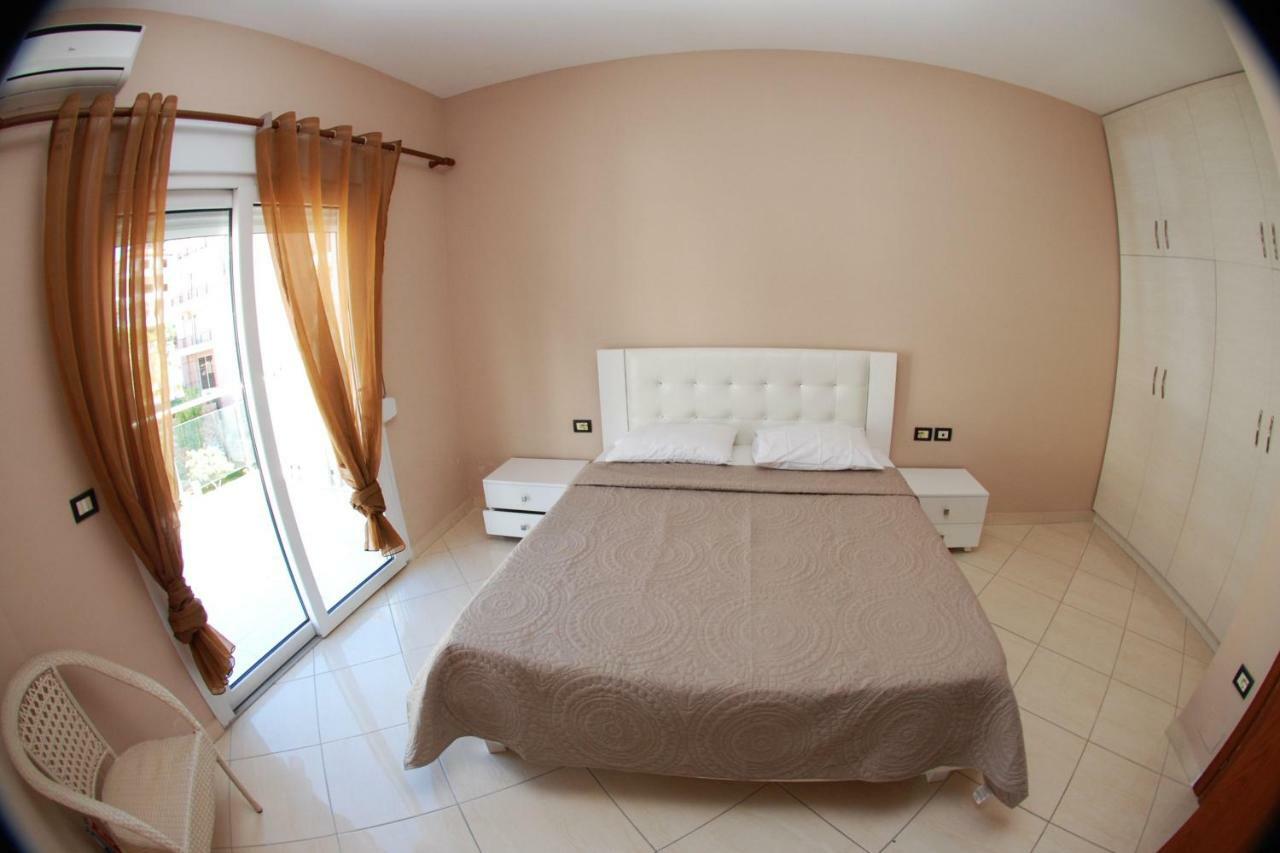 Appartement Azzura Flats à Saranda Extérieur photo
