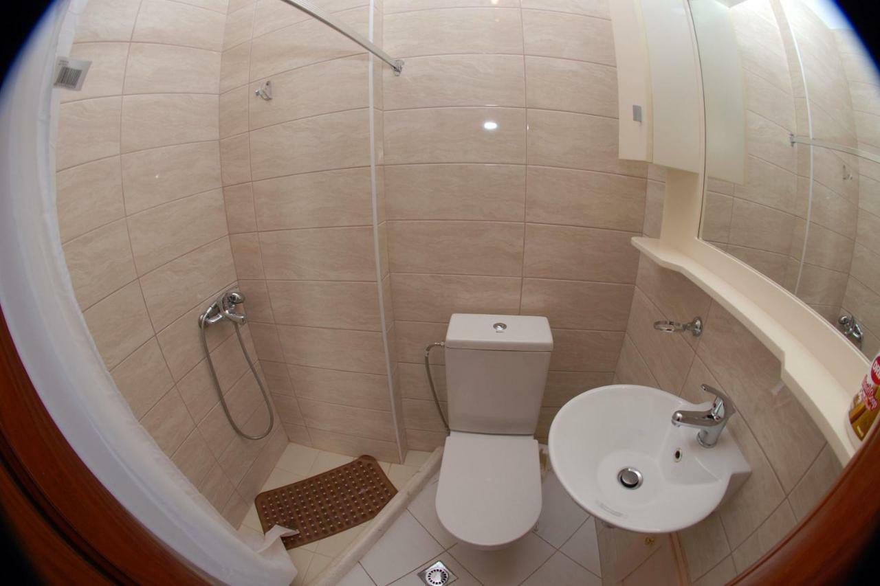 Appartement Azzura Flats à Saranda Extérieur photo